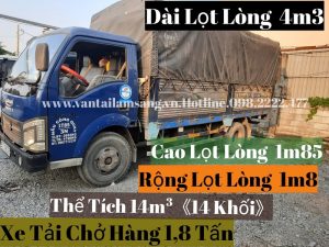 Xe tải chở hàng 2 tấn