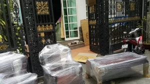 Dịch vụ chuyển nhà sẽ giúp đóng gói đồ đạc gọn gàng, cẩn thận