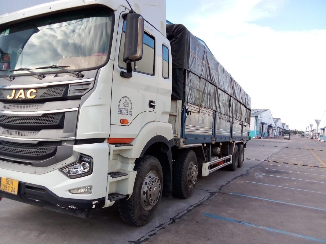 Đặc điểm và ưu điểm của xe tải giao hàng