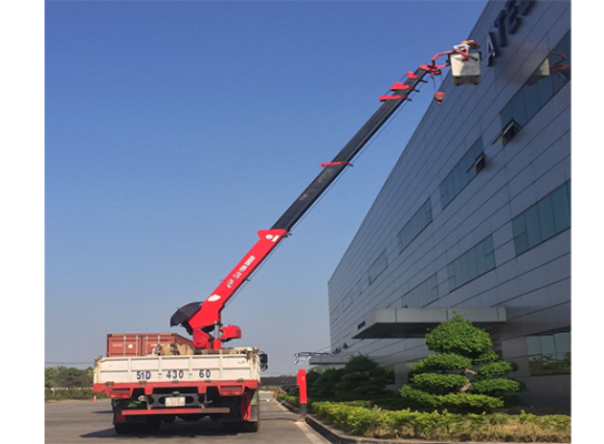 Giá xe nâng người của xe cẩu