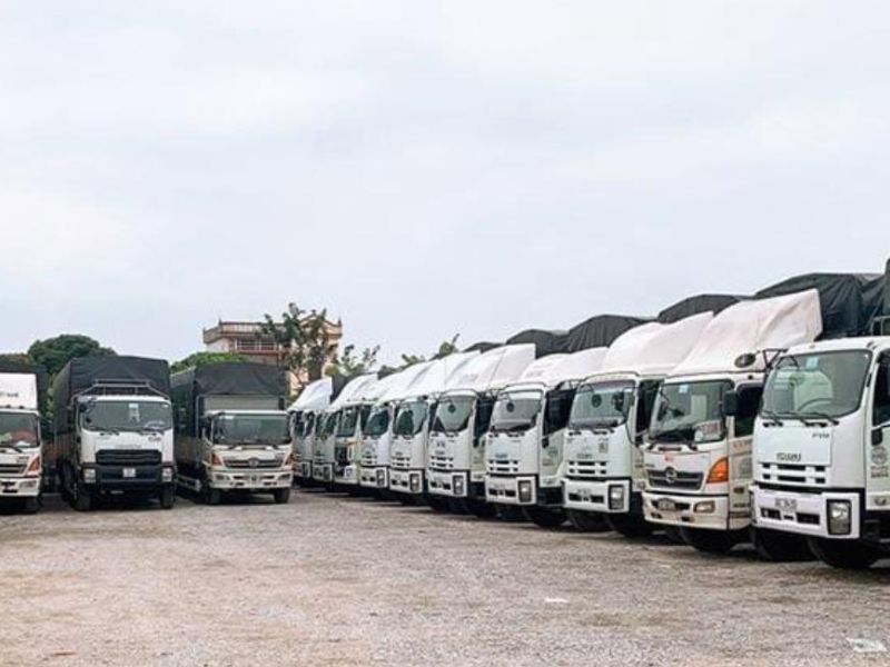 Có nên thuê dịch vụ xe tải chuyển nhà