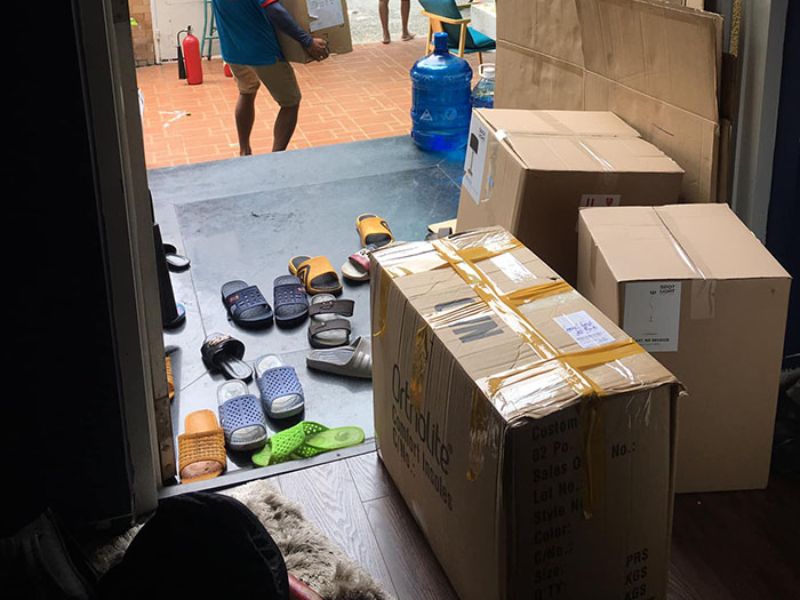 Chuyển nhà vào mùa mưa bão