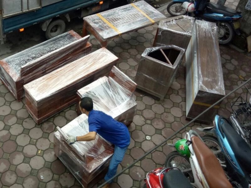 Chuyển nhà vào mùa mưa bão