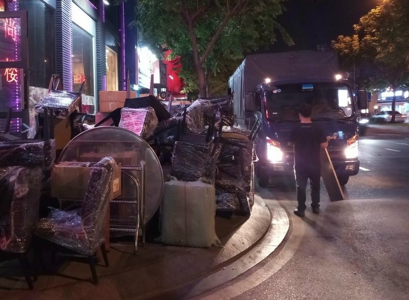 Chuyển nhà vào ban đêm có tốt không