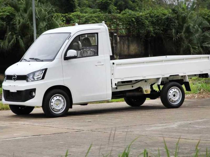 xe tải vào hầm chung cư