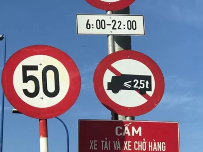 quy định giờ cấm xe tải