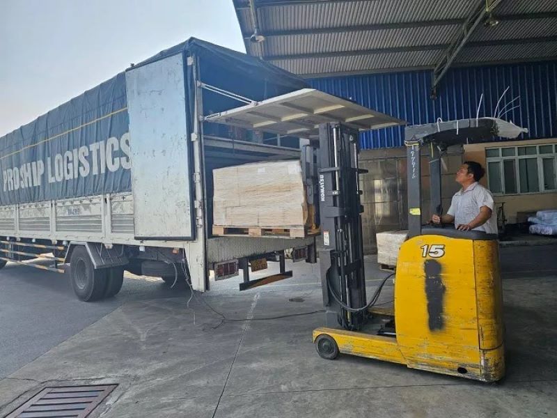 xe tải có bốc xếp