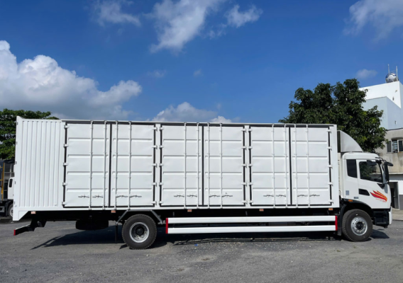 xe tải thùng kín chuyển đồ